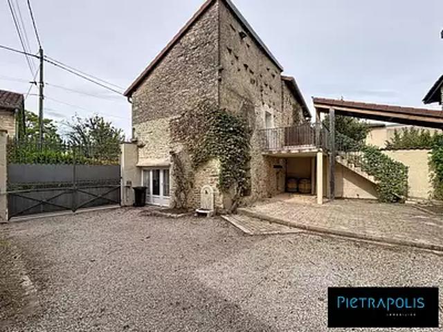 Maison vente à Saint-Pierre, Lugny