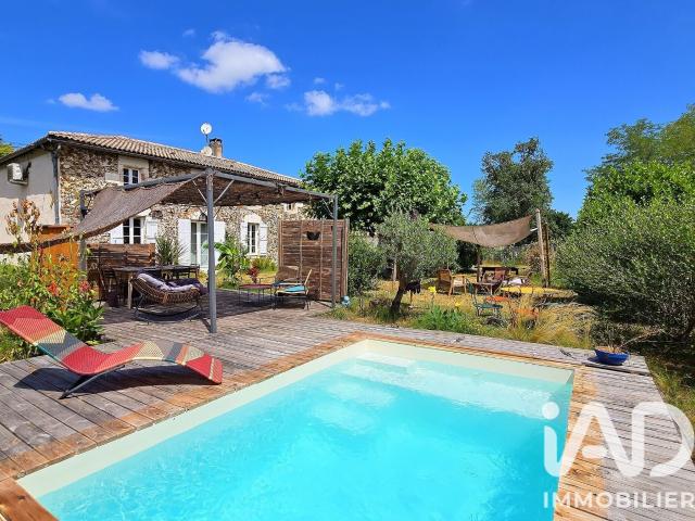 Maison vente à Arcachon, Salles