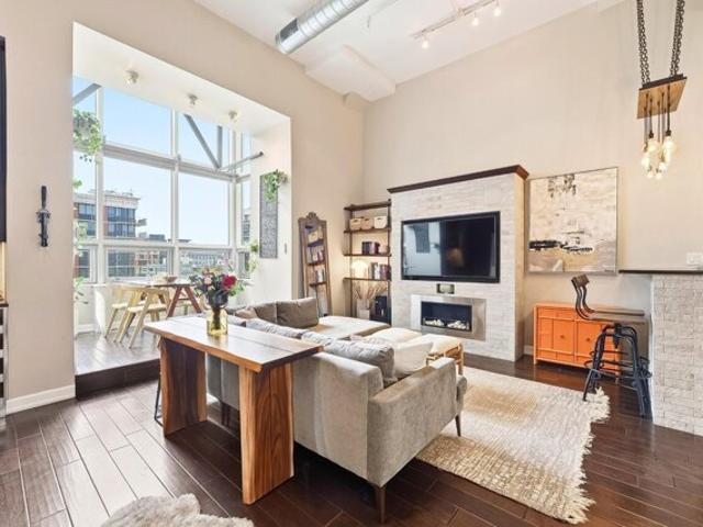 Condo for sale in Hudson, New Jersey