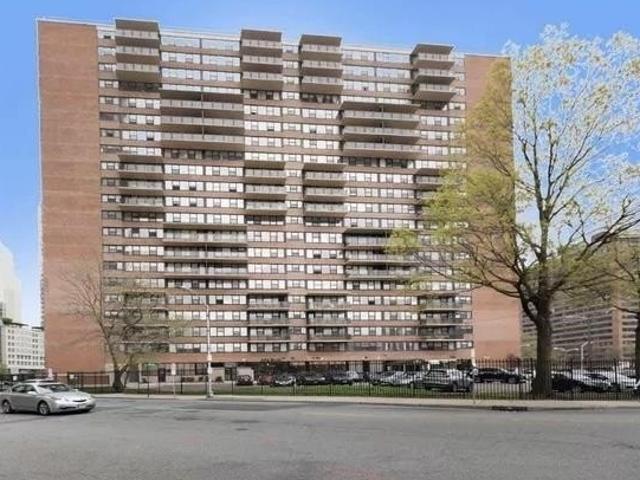 Condo for sale in Hudson, New Jersey