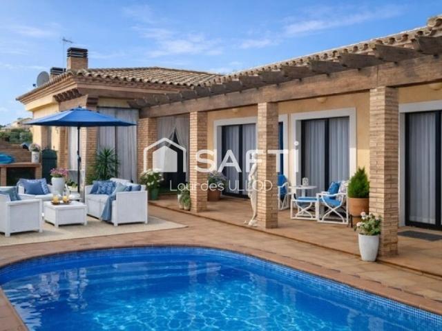 Chalet en venta en Alt Empordà, Catalunya