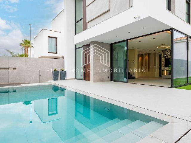 Villa en venta en Coslada, Grup Sant Vicent Ferrer