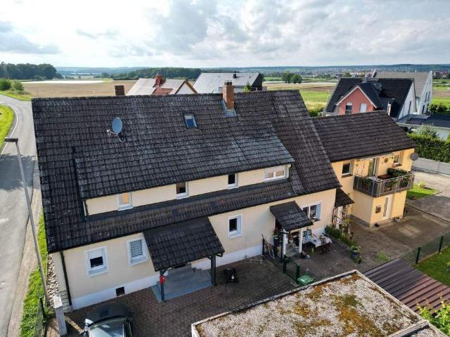 Haus kaufen in Adelsdorf, Bayern