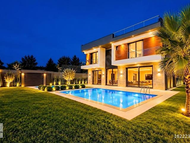 Gürpınar Mahallesi, Beylikdüzü içerisinde satılık Villa