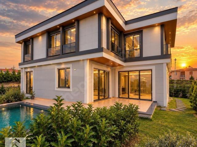 Karaağaç Mahallesi, Büyükçekmece içerisinde satılık Villa