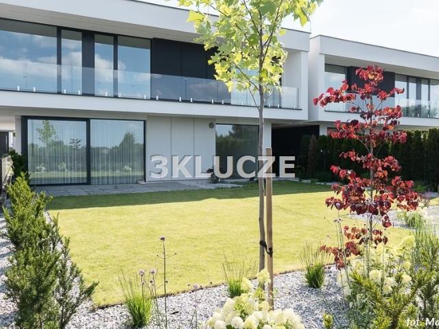 Dom na sprzedaż w Dąbrowica, Lubelskie