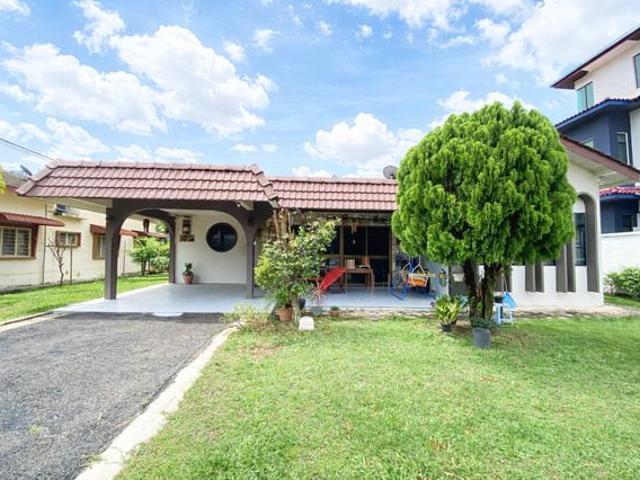 Bungalow for sale in Sri Rusa, Negeri Sembilan