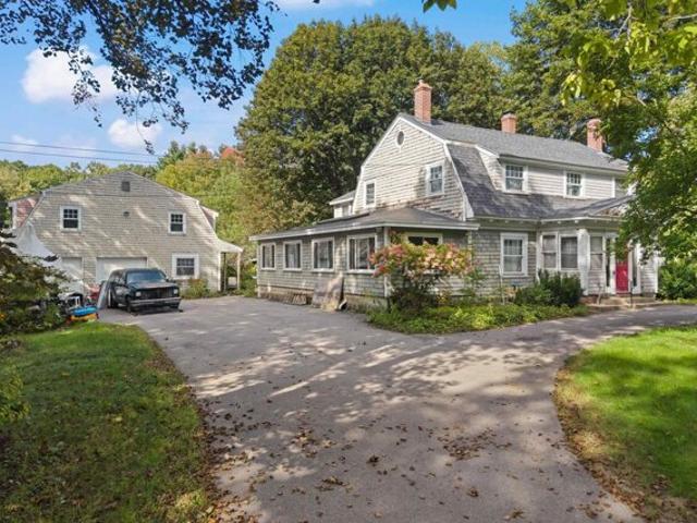 House for sale in New Boston, Hillsborough County