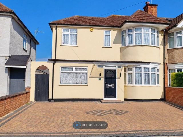 House for rent in London Borough of Harrow, Greater London