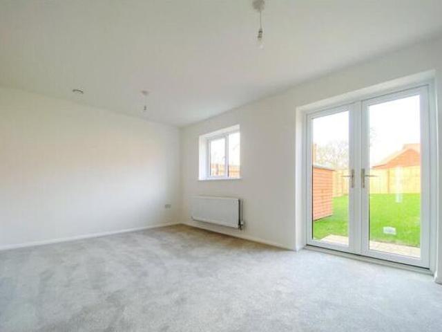 House for sale in Hounsome Fields, Priest Down