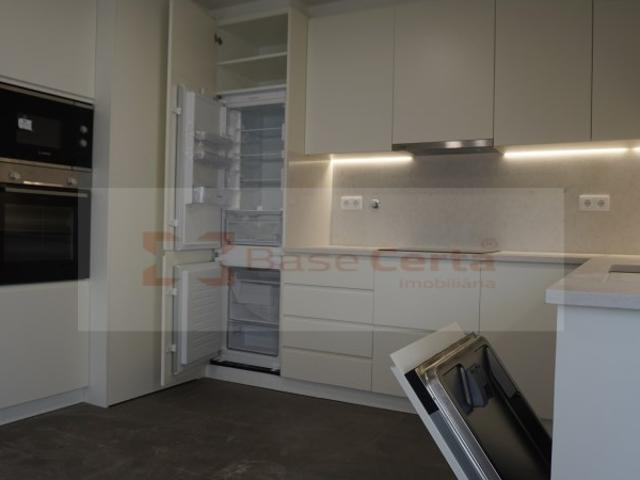 Apartamento venda em Santa Clara, Lisboa