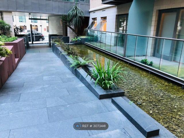 Apartment for rent in First Street, Manchester