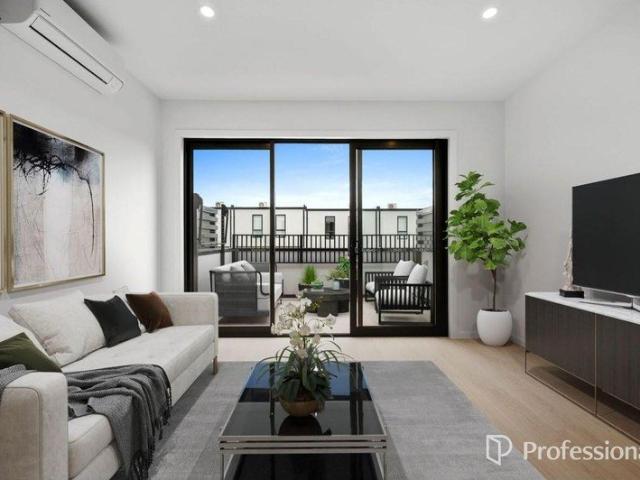 Townhouse for rent in Camerons Creek, Victoria