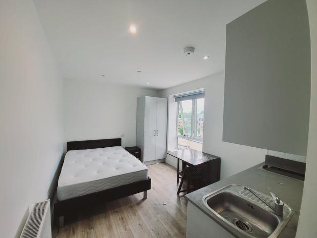 Apartment for rent in Kilburn, Greater London