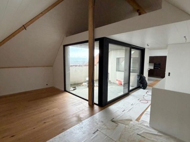 Maisonette kaufen in Cudrefin, Waadt