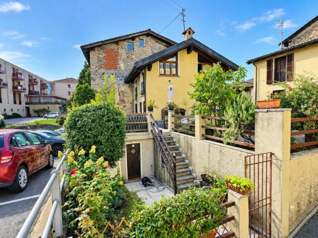 Einfamilienhaus kaufen in Castelrotto, Tresa