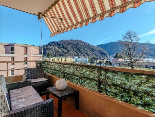 Wohnung kaufen in Caslano, Tessin