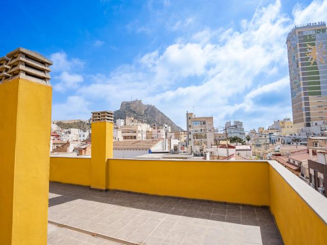 Casa en alquiler en Centro, l'Alacantí