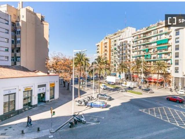 Piso en alquiler en Barcelona, el Parc i la Llacuna del Poblenou Piso en alquiler en Barcelona, el Parc i la Llacuna del Poblenou