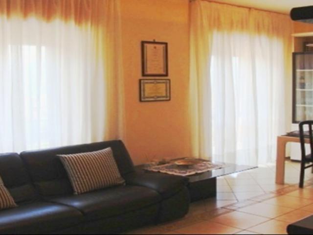 Appartamento in vendita a Santo Stefano Del Sole, Campania