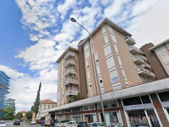 Monolocale in affitto a Gallarate, Varese