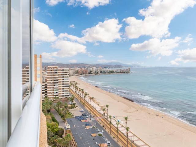 Apartamento en alquiler en Platja de Mutxavista, l'Alacantí