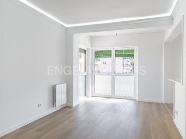 Apartamento alugar em São Francisco Xavier, Lisboa