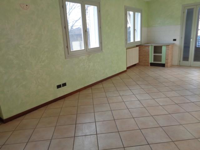Appartamento in affitto a Montechiarugolo, Reggio Emilia
