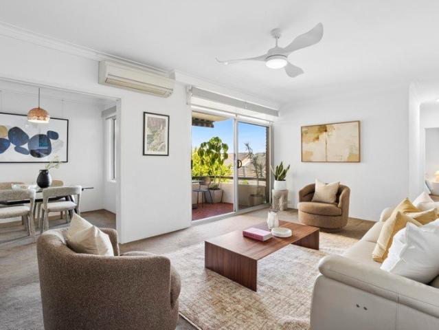 Apartment for sale in Lower North Shore, Sydney