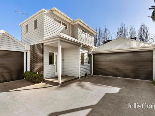 Townhouse for sale in Kensington, Melbourne
