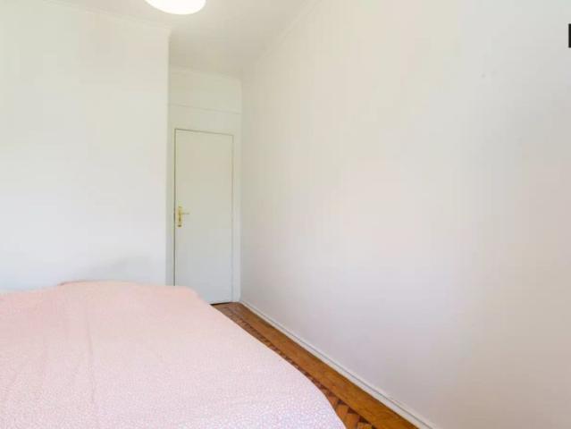 Quarto alugar em Avenidas Novas, Lisboa