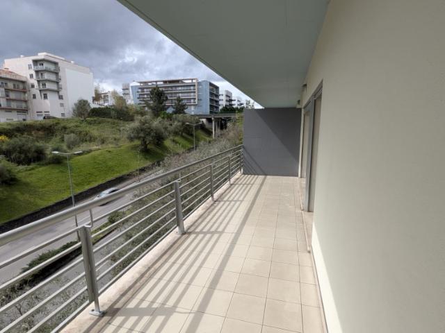 Apartamento alugar em Guimarota, Leiria