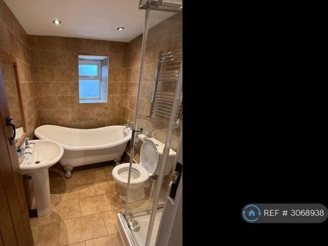 House for rent in Hyde, Tameside