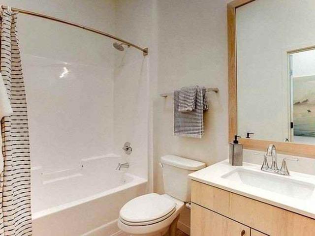 Apartment for rent in Hennepin, Minnesota