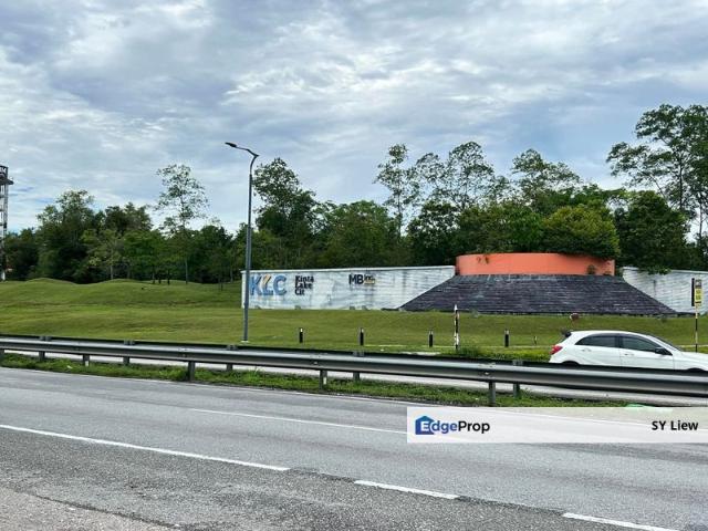 Warehouse for sale in Perak