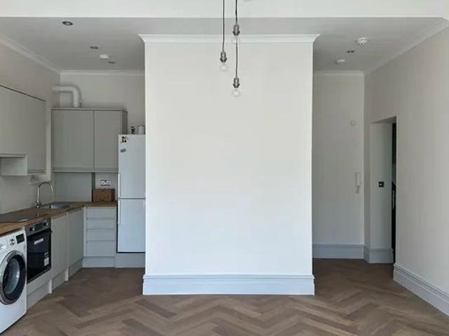 Studio for rent in Notting Hill, Greater London