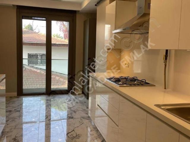 Suadiye Mahallesi, Kadiköy içerisinde kiralık mülk