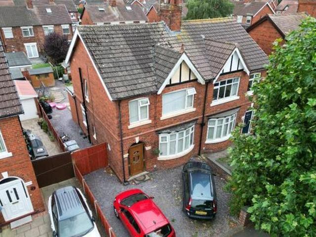 House for sale in Hammond Street