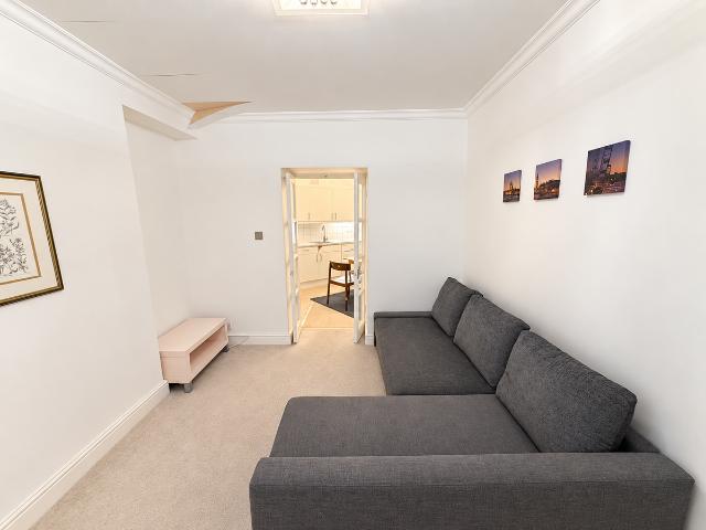 Apartment for rent in Pimlico, Greater London