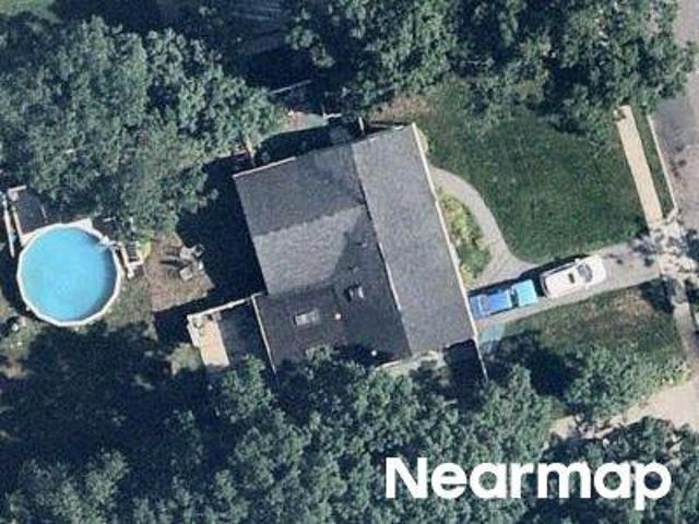 House for sale in Bohemia, New York