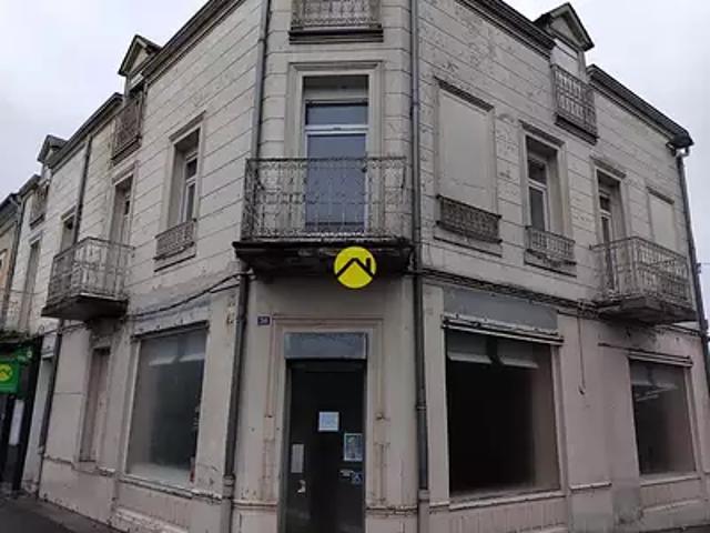 Maison vente à La Manche, Lurcy-Lévis