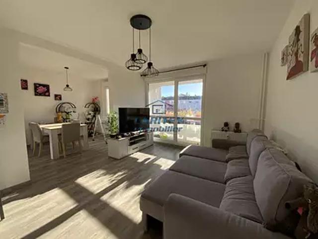 Appartement vente à La Pologne, Lure