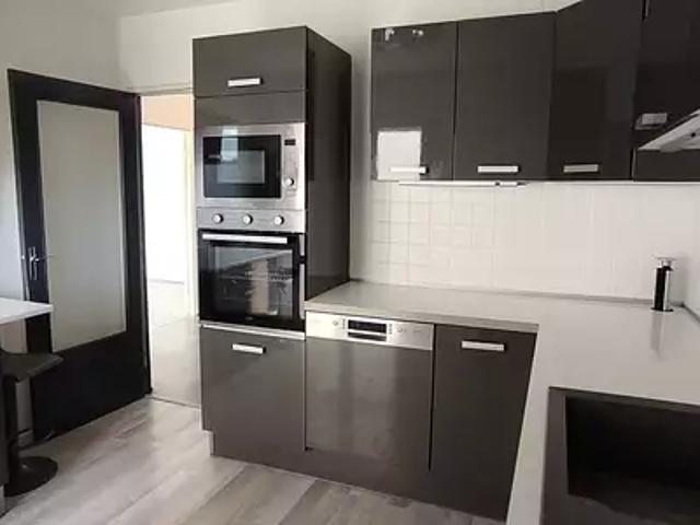 Appartement vente à La Pologne, Lure