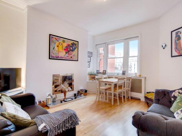 House for rent in Clapham Junction, Greater London