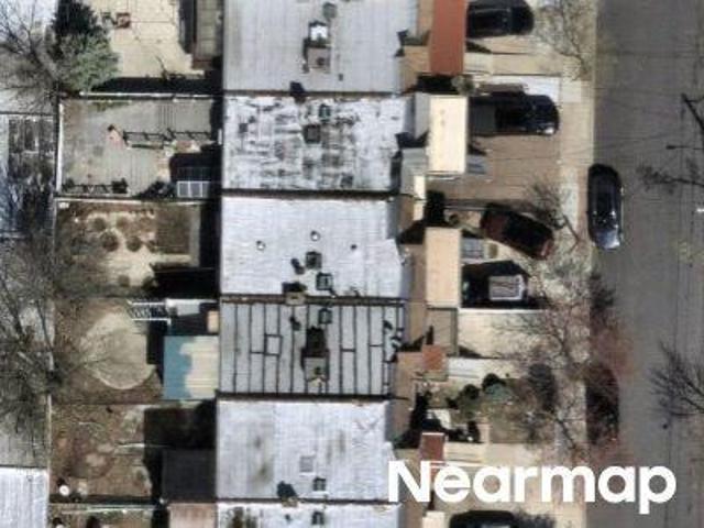 House for sale in The Bronx, Arverne