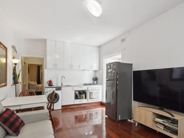 Apartment for rent in Cockburn, Western Australia