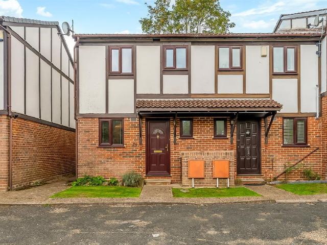 House for rent in Bromley Park, Greater London