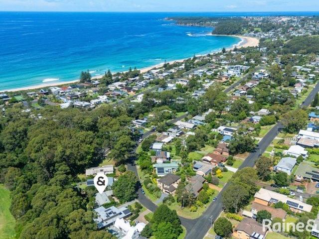 House for sale in Mollymook Beach, New South Wales