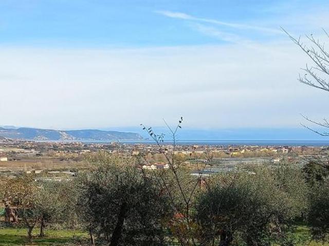Terreno in vendita a Albenga, Liguria