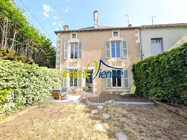 Maison vente à Montmorillon, Lussac-les-châteaux
